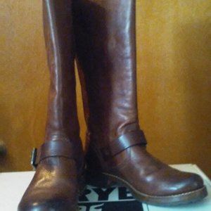 Frye Veronica Slouch NWT